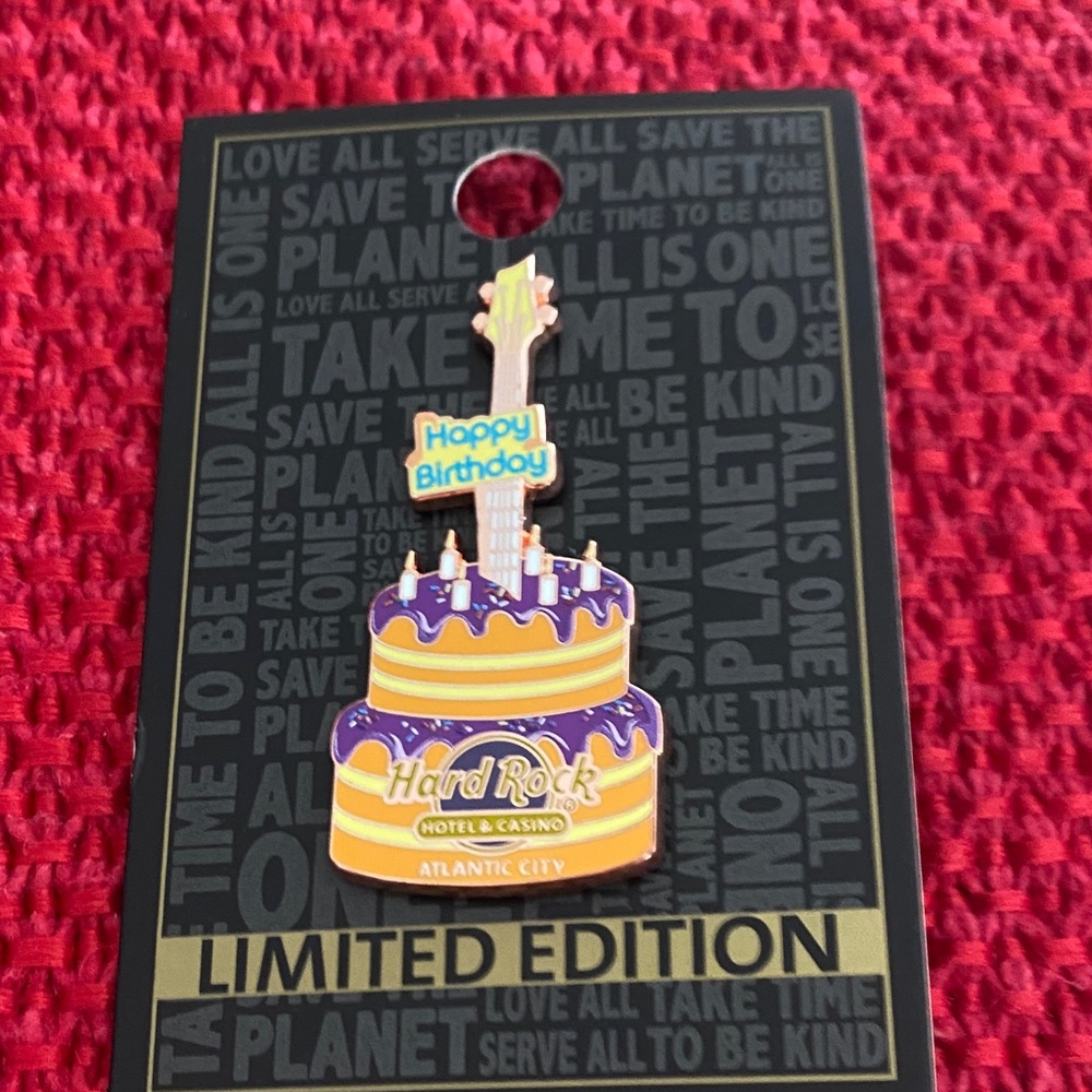 Hard Rock Cafe Black and Gold Pin